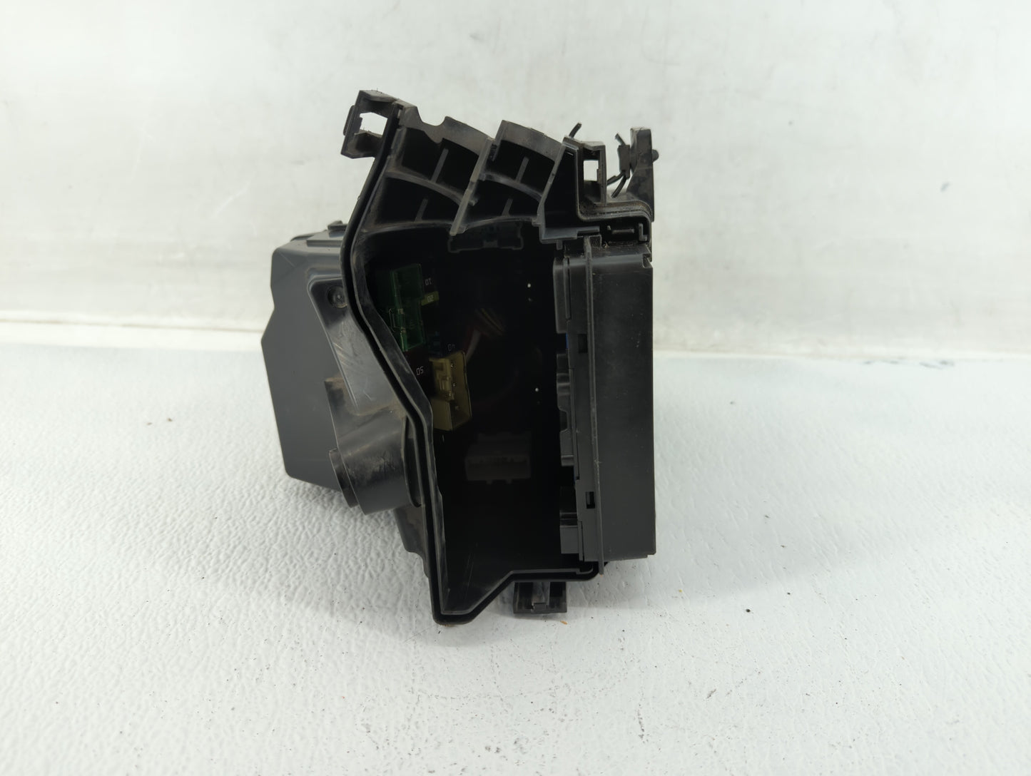 2013-2019 Nissan Versa Fusebox Fuse Box Panel Relay Module Fits Fits 2013 2014 2015 2016 2017 2018 2019 OEM Used Auto Parts 