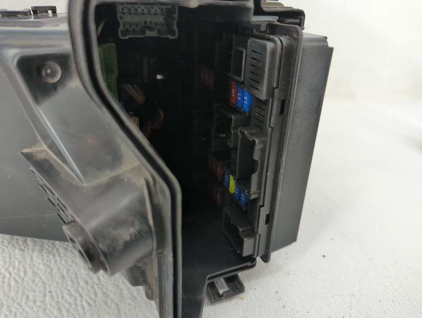 2013-2019 Nissan Versa Fusebox Fuse Box Panel Relay Module Fits Fits 2013 2014 2015 2016 2017 2018 2019 OEM Used Auto Parts 