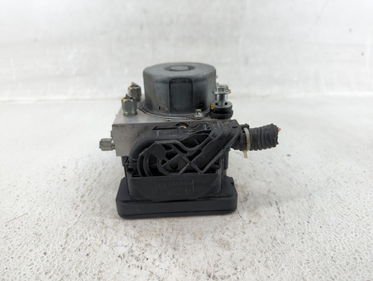 2015-2019 Nissan Versa ABS Pump Control Module Replacement P/N:269 661 47660 9KL0A Fits Fits 2015 2016 2017 2018 2019 OEM Us