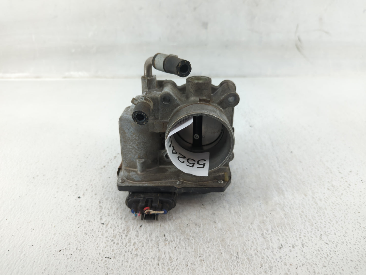 2012-2019 Nissan Versa Throttle Body Fits Fits 2012 2013 2014 2015 2016 2017 2018 2019 OEM Used Auto Parts - Oemusedautopart