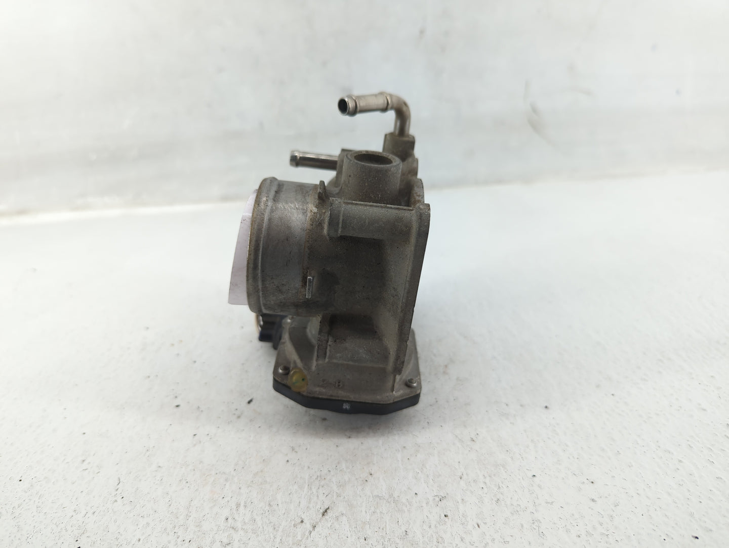 2012-2019 Nissan Versa Throttle Body P/N:3AA50-02E Fits Fits 2012 2013 2014 2015 2016 2017 2018 2019 OEM Used Auto Parts - O