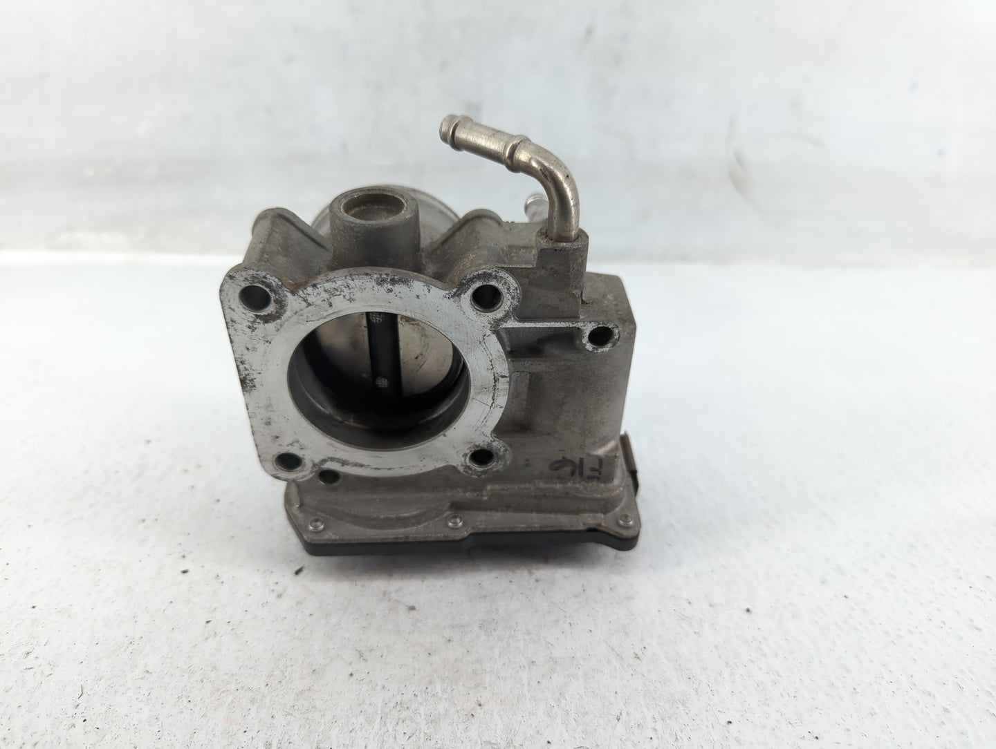 2012-2019 Nissan Versa Throttle Body P/N:3AA50-02E Fits Fits 2012 2013 2014 2015 2016 2017 2018 2019 OEM Used Auto Parts - O