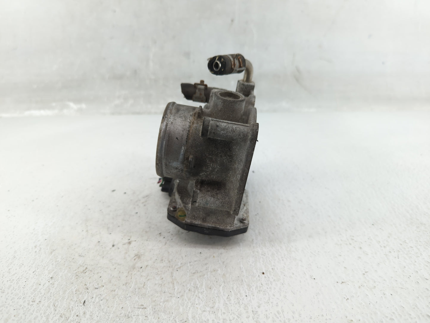 2012-2019 Nissan Versa Throttle Body P/N:3AA50-02 E Fits Fits 2012 2013 2014 2015 2016 2017 2018 2019 OEM Used Auto Parts - 