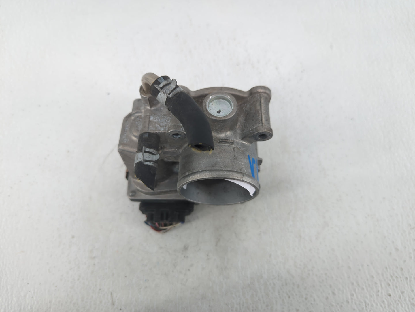 2012-2019 Nissan Versa Throttle Body P/N:3AA50-02 E Fits Fits 2012 2013 2014 2015 2016 2017 2018 2019 OEM Used Auto Parts - 