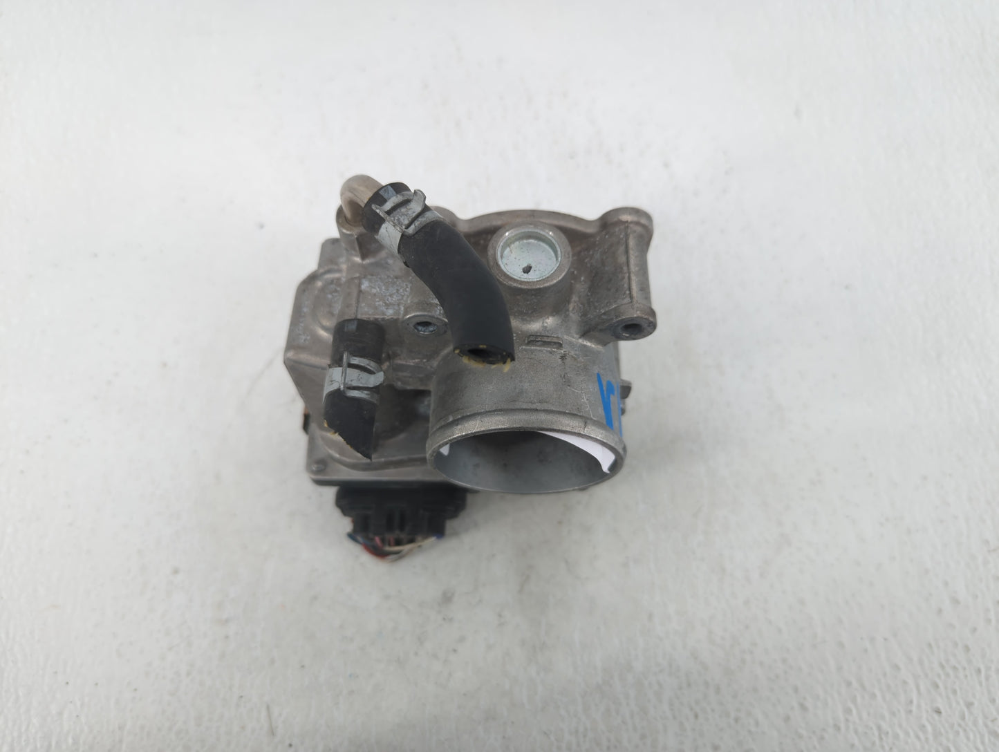 2012-2019 Nissan Versa Throttle Body P/N:3AA50-02 E Fits Fits 2012 2013 2014 2015 2016 2017 2018 2019 OEM Used Auto Parts - 