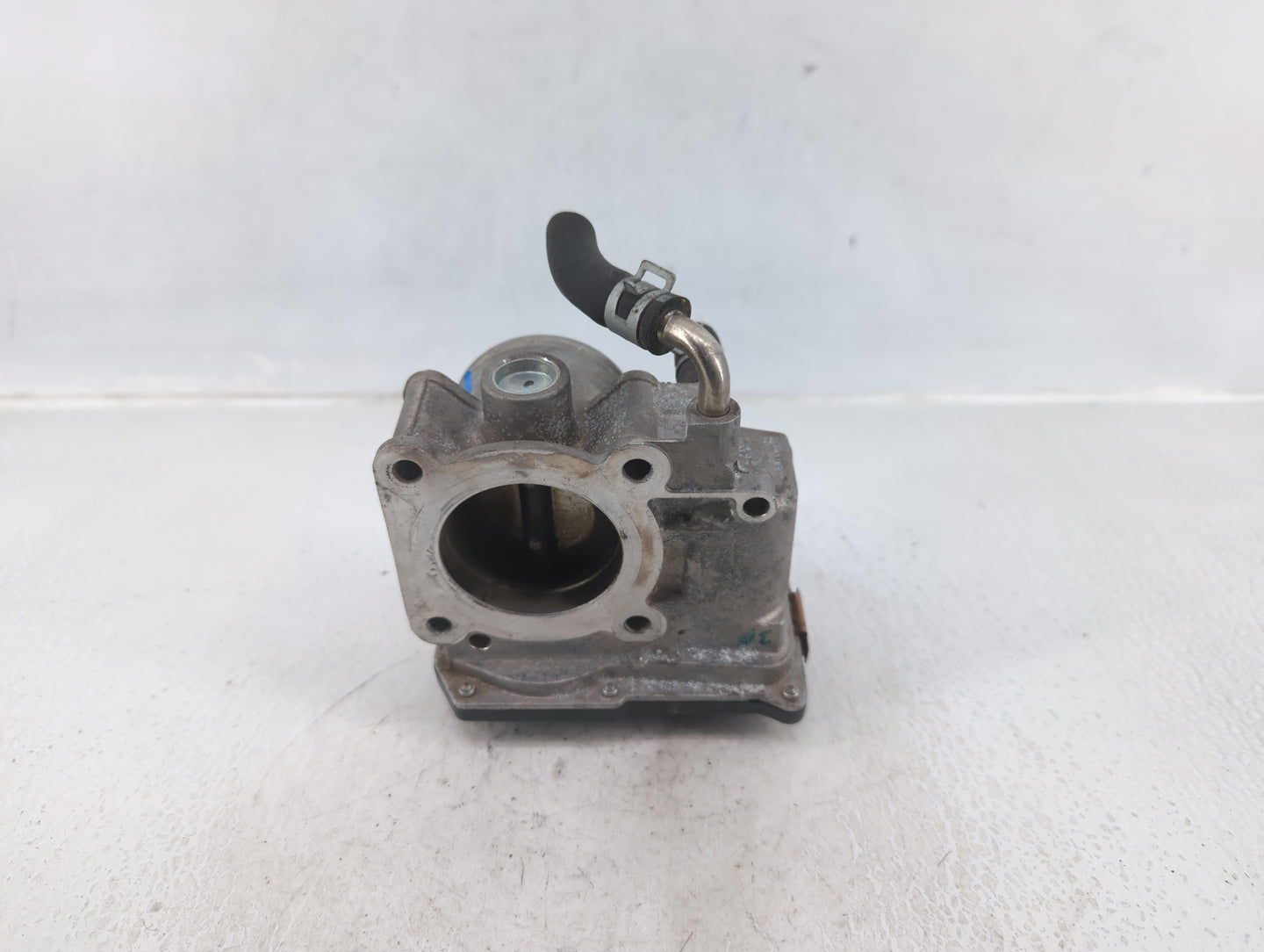 2012-2019 Nissan Versa Throttle Body P/N:3AA50-02 E Fits Fits 2012 2013 2014 2015 2016 2017 2018 2019 OEM Used Auto Parts - 