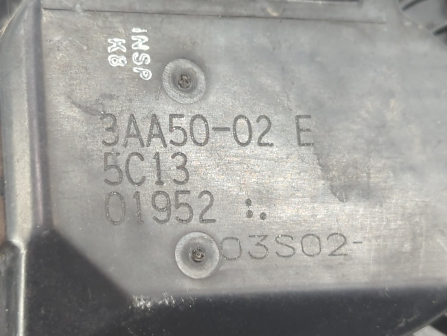2012-2019 Nissan Versa Throttle Body P/N:3AA50-02 E Fits Fits 2012 2013 2014 2015 2016 2017 2018 2019 OEM Used Auto Parts - 