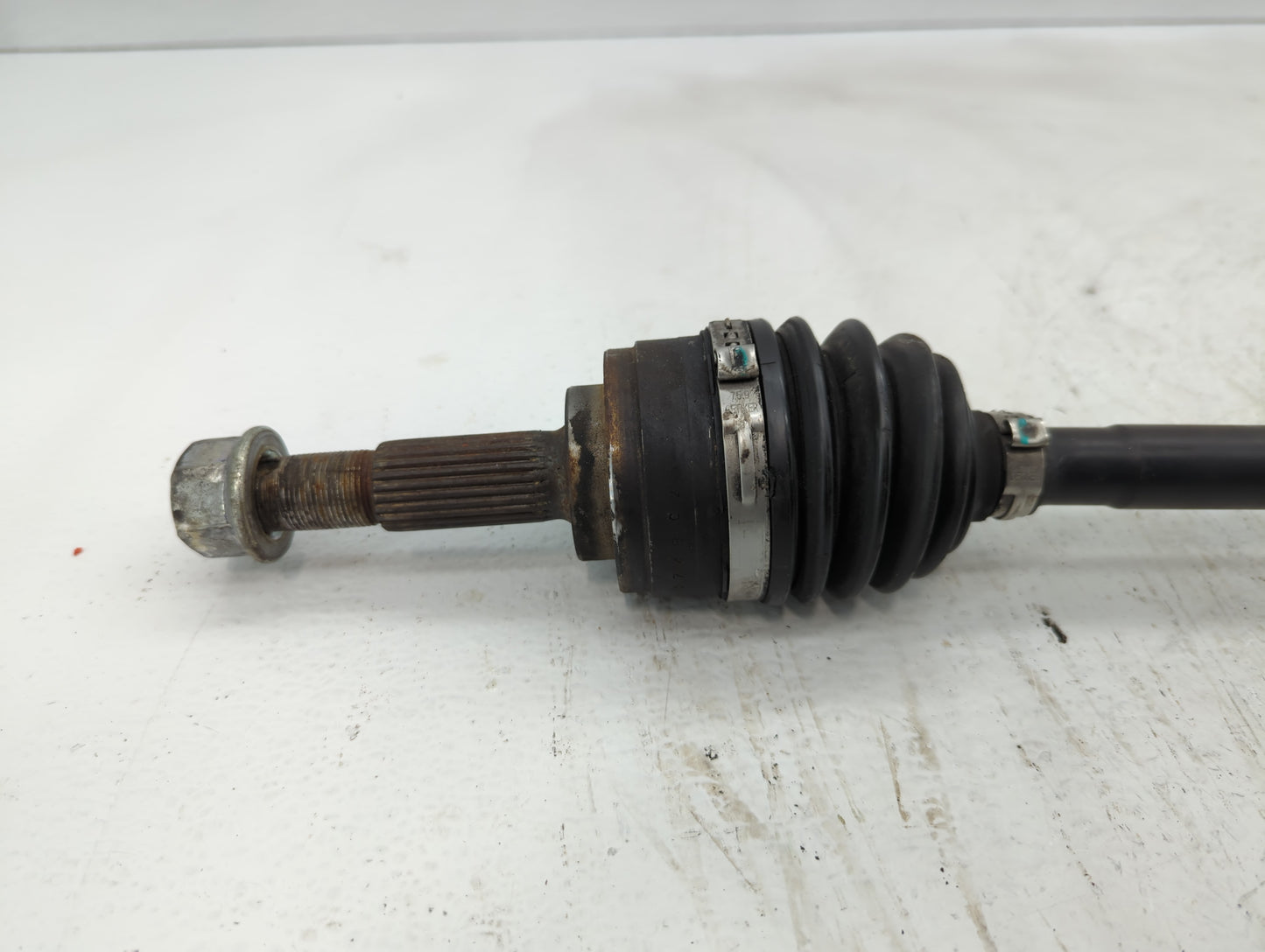 2013-2017 Nissan Versa Axle Shaft Front Passenger Cv C/v - Oemusedautoparts1.com