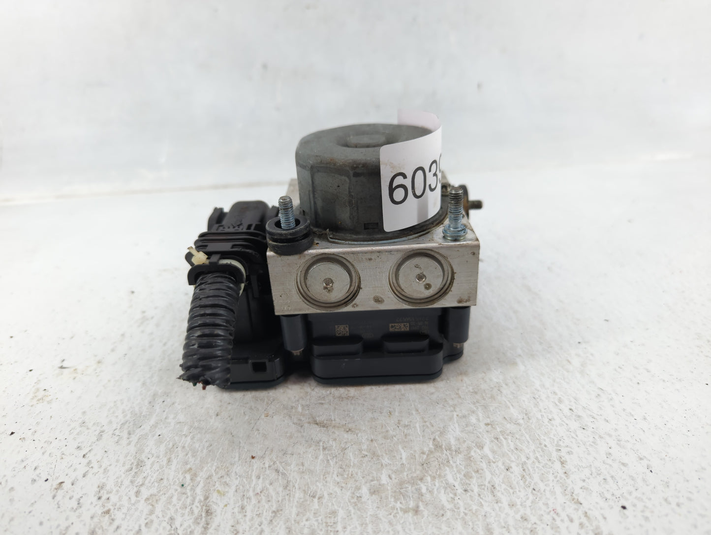 2015-2019 Nissan Versa ABS Pump Control Module Replacement P/N:47660 9KL0A Fits Fits 2015 2016 2017 2018 2019 OEM Used Auto 