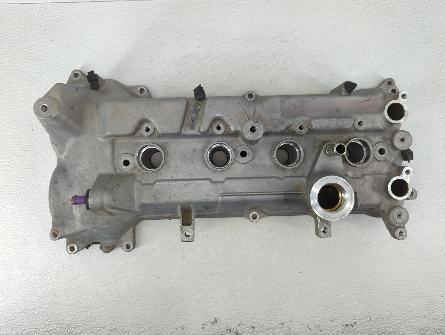 2015 Nissan Engine Cylinder Head Valve Cover Versa - Oemusedautoparts1.com