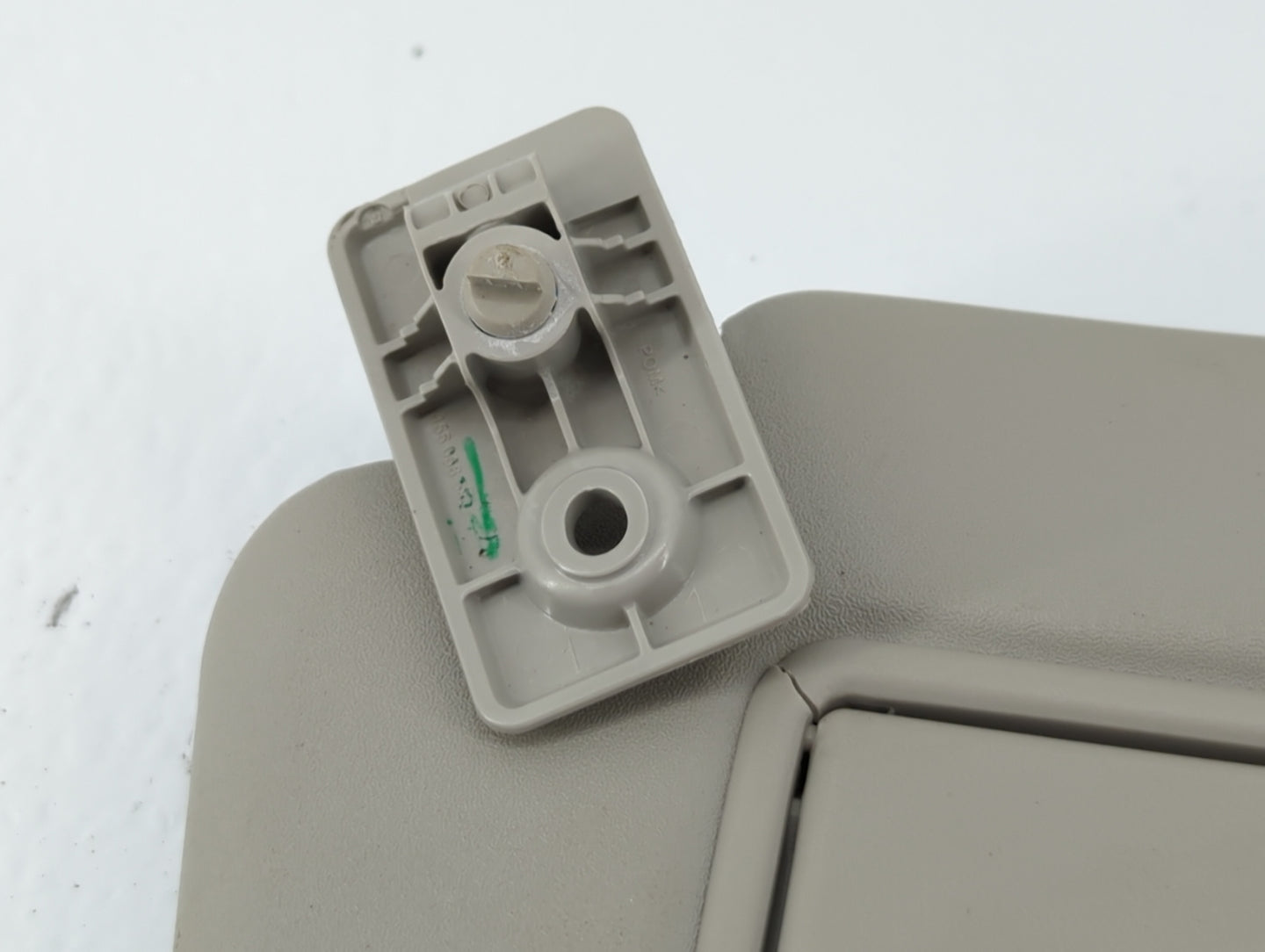 2013-2015 Nissan Versa Sun Visor Shade Replacement Passenger Right Mirror Fits Fits 2013 2014 2015 OEM Used Auto Parts - Oem