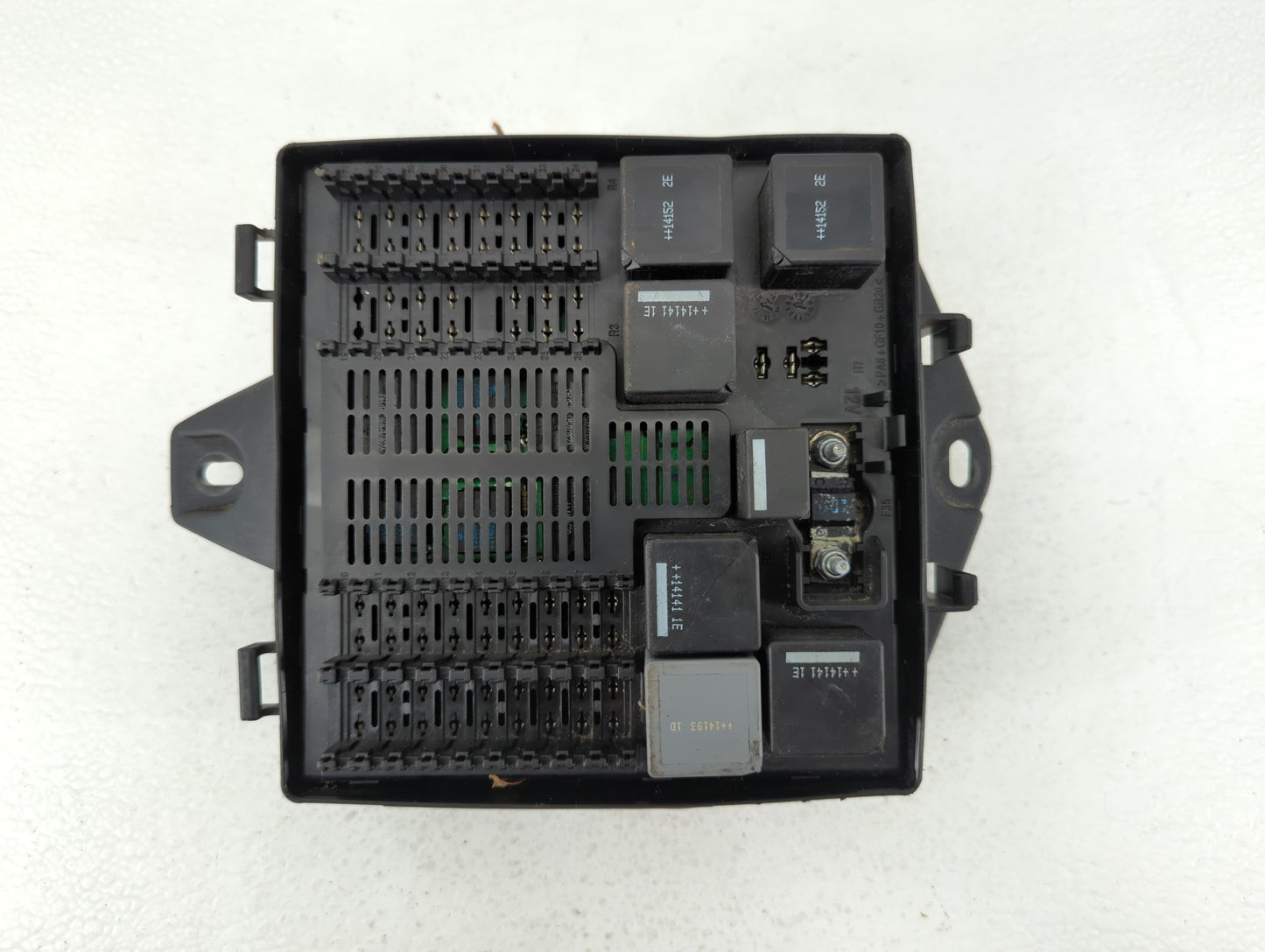 2013-2019 Nissan Versa Fusebox Fuse Box Panel Relay Module P/N:DW93-14A073-AB Fits Fits 2013 2014 2015 2016 2017 2018 2019 O