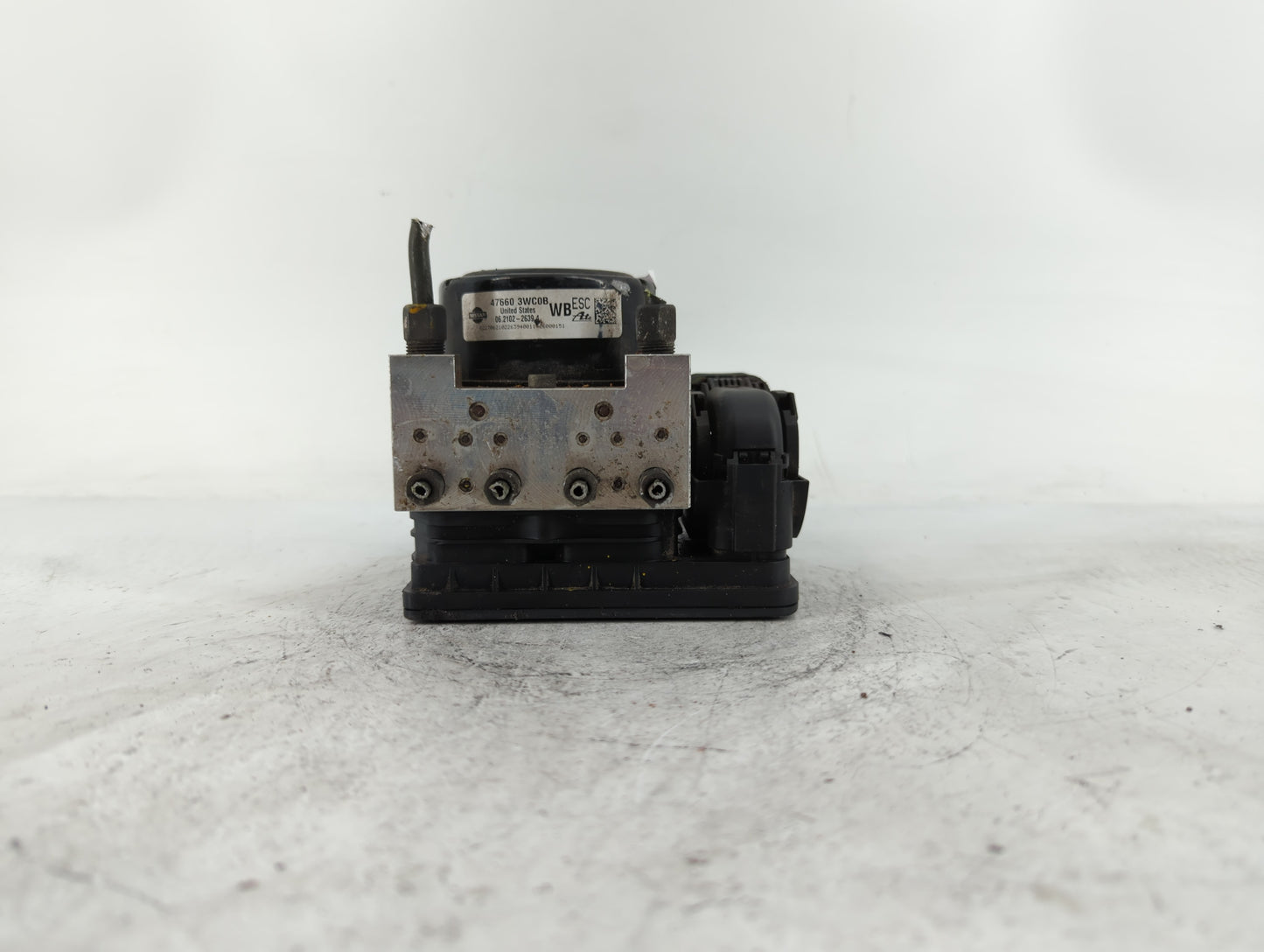 2014-2019 Nissan Versa ABS Pump Control Module Replacement P/N:47660 3WC0B Fits Fits 2014 2015 2016 2017 2018 2019 OEM Used 