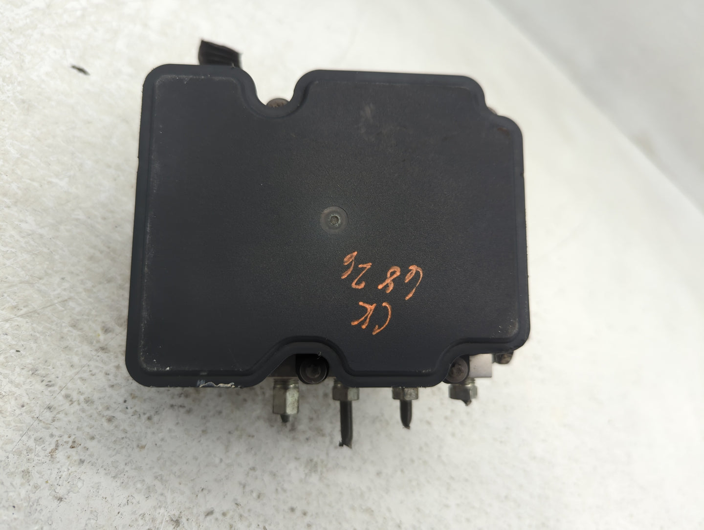 2015-2019 Nissan Versa ABS Pump Control Module Replacement P/N:47660-9KL0A Fits Fits 2015 2016 2017 2018 2019 OEM Used Auto 