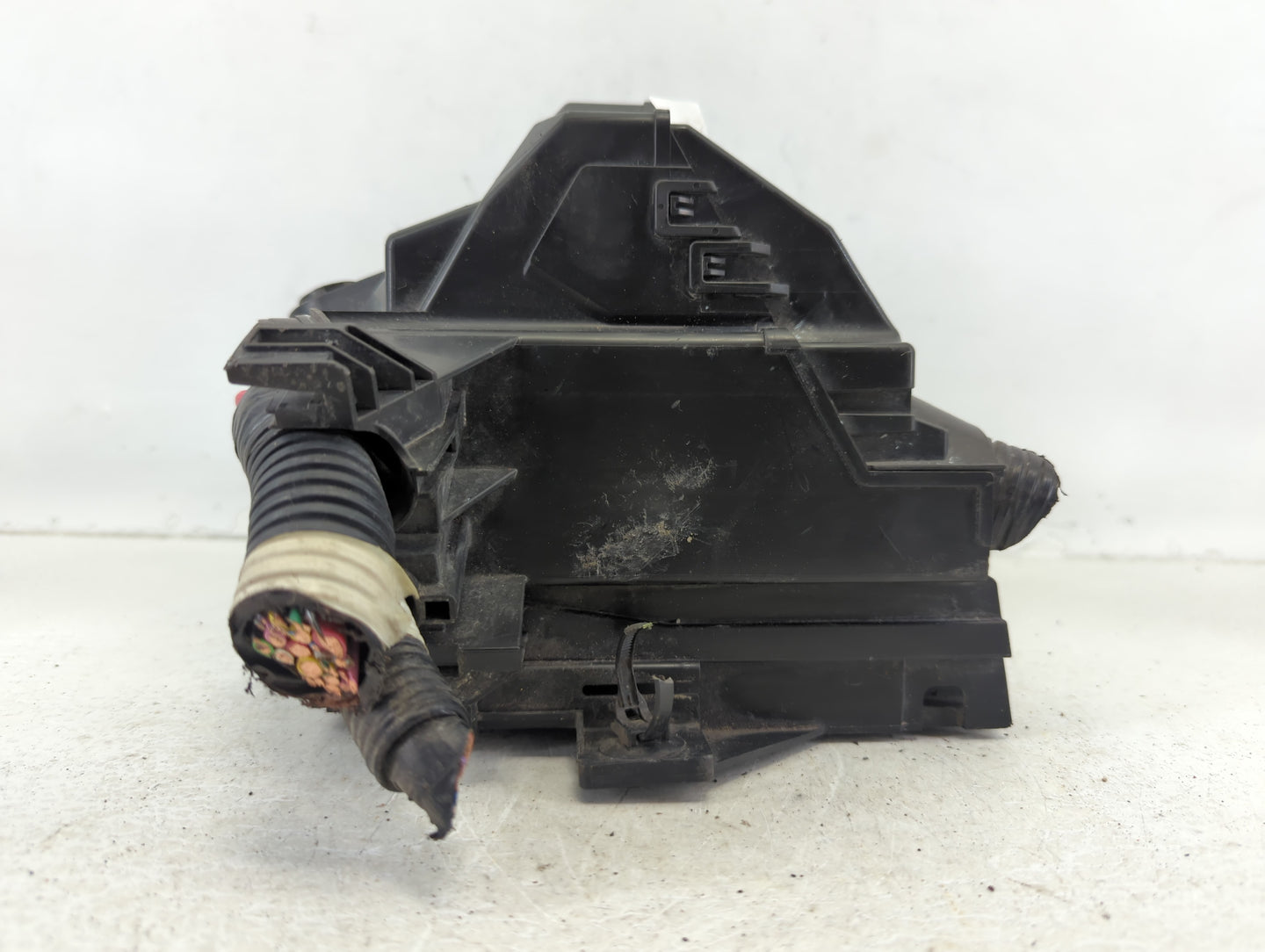 2013-2019 Nissan Versa Fusebox Fuse Box Panel Relay Module P/N:284B7 3AA0A Fits Fits 2013 2014 2015 2016 2017 2018 2019 OEM 