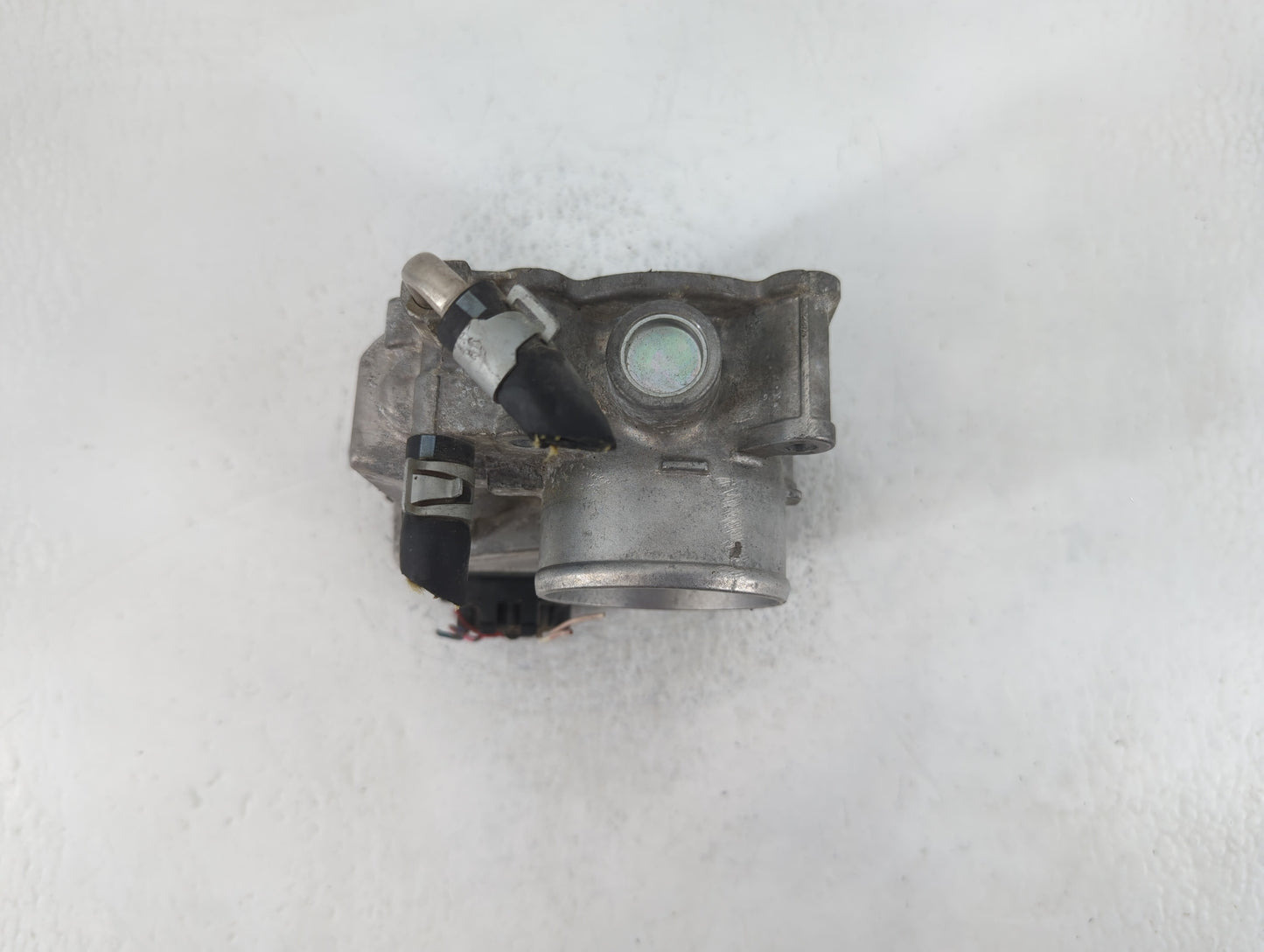 2012-2019 Nissan Versa Throttle Body P/N:3AA50-02 E Fits Fits 2012 2013 2014 2015 2016 2017 2018 2019 OEM Used Auto Parts - 
