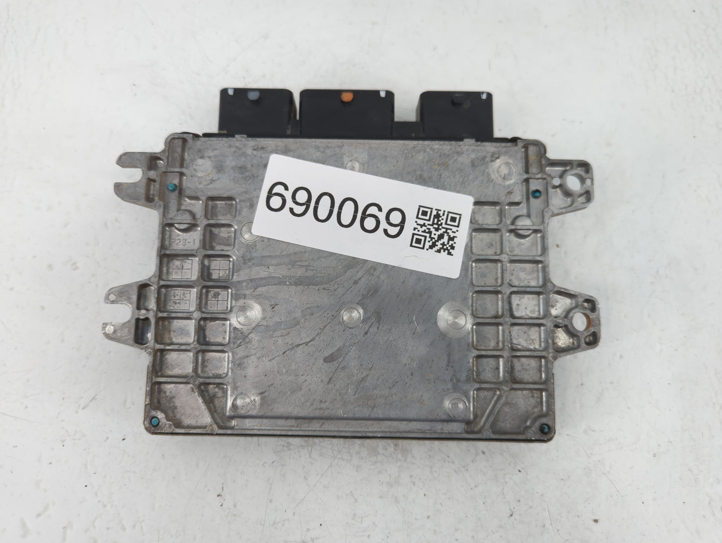 2014-2017 Nissan Versa PCM Engine Control Computer ECU ECM PCU OEM P/N:NEC980-008 Fits Fits 2014 2015 2016 2017 OEM Used Aut