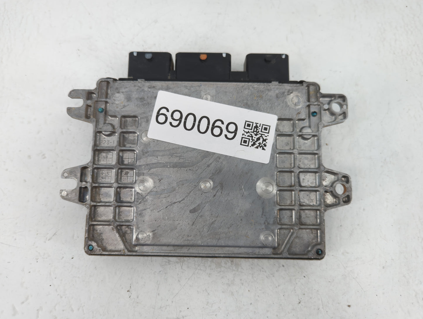 2014-2017 Nissan Versa PCM Engine Control Computer ECU ECM PCU OEM P/N:NEC980-008 Fits Fits 2014 2015 2016 2017 OEM Used Aut