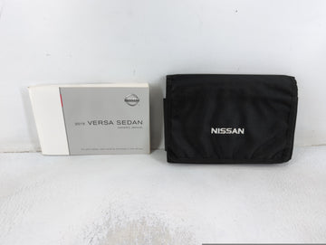 2015 Nissan Versa Owners Manual Book Guide P/N:OM15EM ON17U0 OEM Used Auto Parts - Oemusedautoparts1.com
