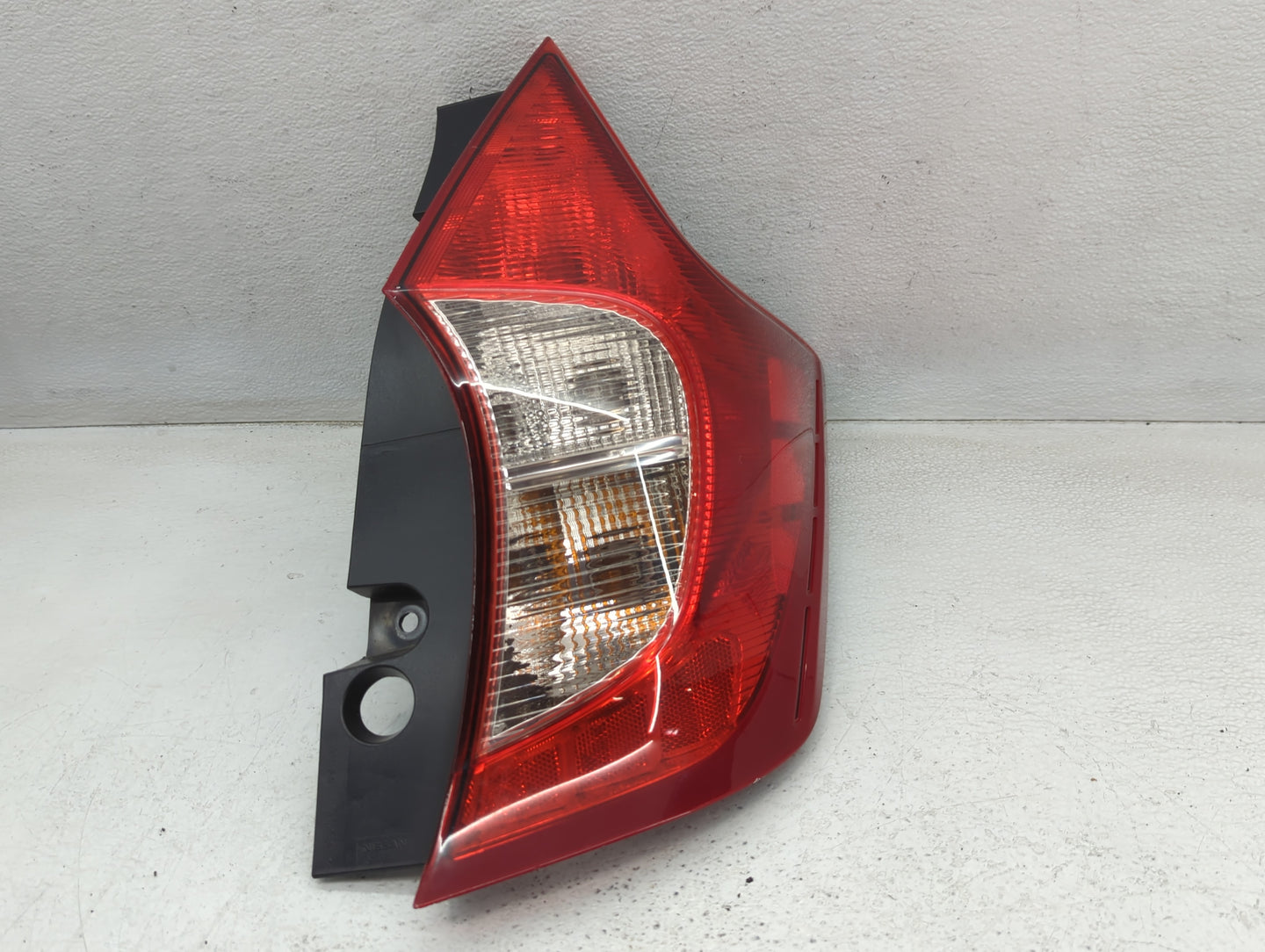 2014-2019 Nissan Versa Tail Light Assembly Passenger Right OEM P/N:265503WC0A Fits Fits 2014 2015 2016 2017 2018 2019 OEM Us