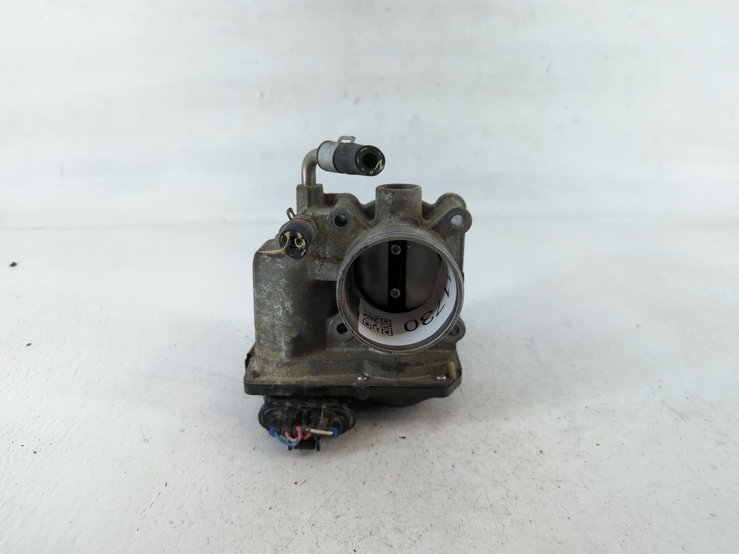 2012-2019 Nissan Versa Throttle Body P/N:3AA50-02 E Fits Fits 2012 2013 2014 2015 2016 2017 2018 2019 OEM Used Auto Parts - 