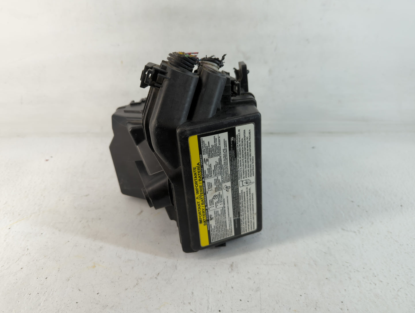 2013-2019 Nissan Versa Fusebox Fuse Box Panel Relay Module P/N:284B8 1HA0C Fits Fits 2013 2014 2015 2016 2017 2018 2019 OEM 