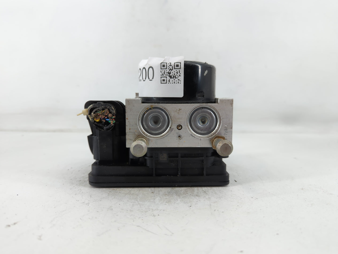 2014-2019 Nissan Versa ABS Pump Control Module Replacement P/N:47660 3WC0B Fits Fits 2014 2015 2016 2017 2018 2019 OEM Used 