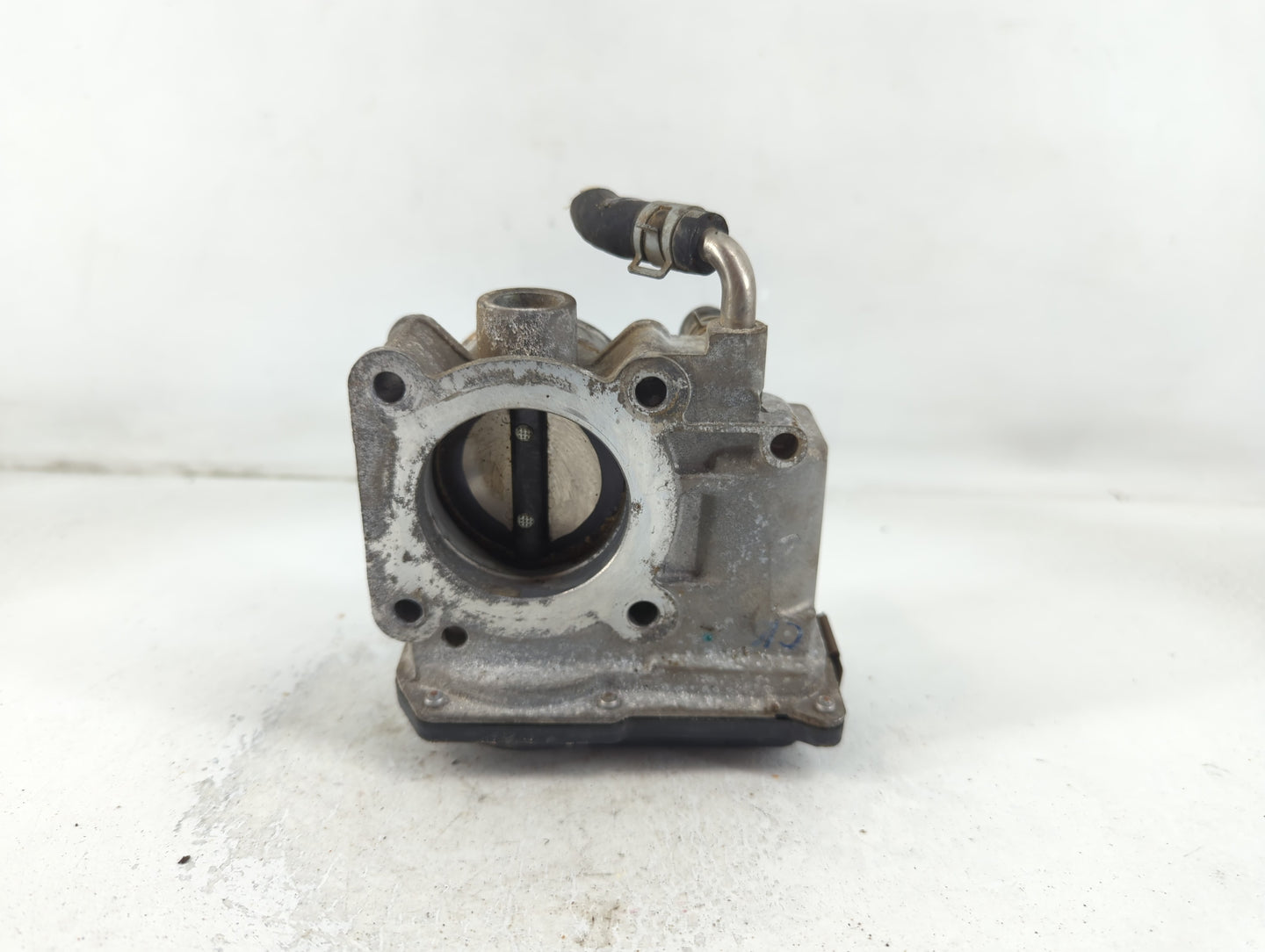 2012-2019 Nissan Versa Throttle Body P/N:3AA50-02 E Fits Fits 2012 2013 2014 2015 2016 2017 2018 2019 OEM Used Auto Parts - 