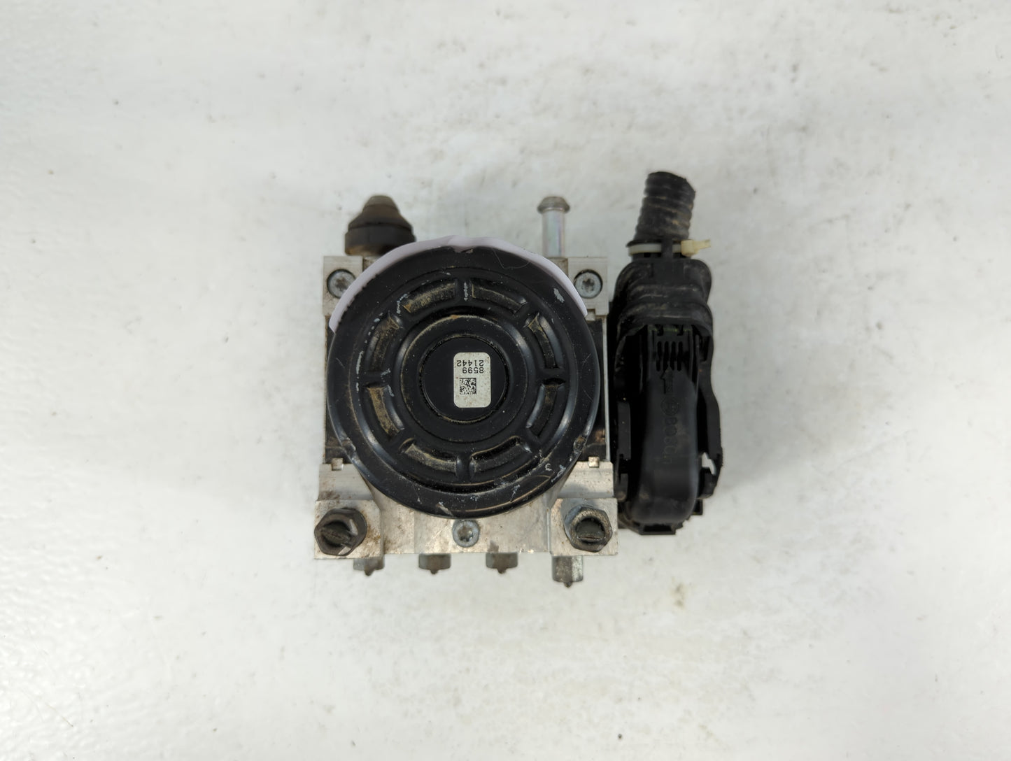 2014-2019 Nissan Versa ABS Pump Control Module Replacement P/N:47660 3W00B Fits Fits 2014 2015 2016 2017 2018 2019 OEM Used 