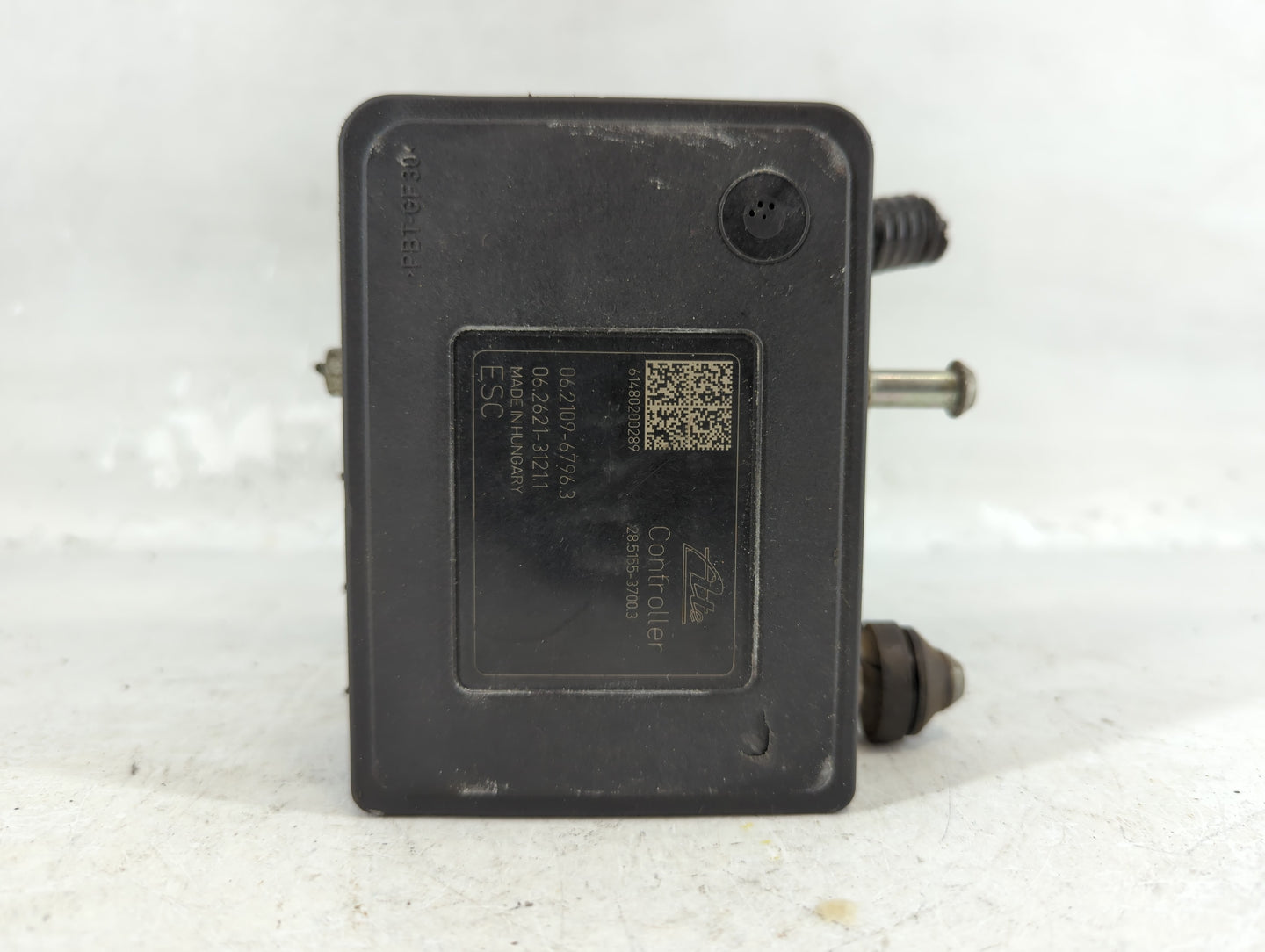 2014-2019 Nissan Versa ABS Pump Control Module Replacement P/N:47660 3W00B Fits Fits 2014 2015 2016 2017 2018 2019 OEM Used 