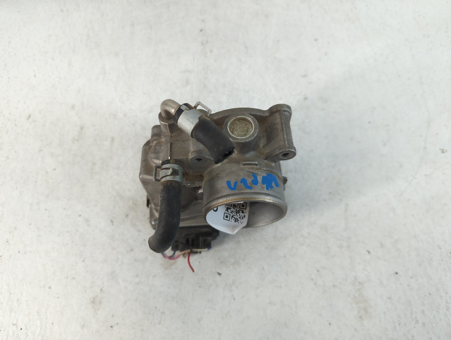 2012-2019 Nissan Versa Throttle Body P/N:3AA50-02 E Fits Fits 2012 2013 2014 2015 2016 2017 2018 2019 OEM Used Auto Parts - 