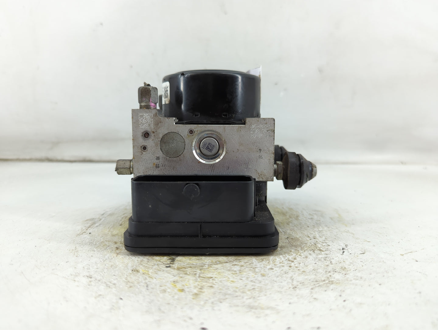 2014-2019 Nissan Versa ABS Pump Control Module Replacement P/N:47660 3WC0B Fits Fits 2014 2015 2016 2017 2018 2019 OEM Used 