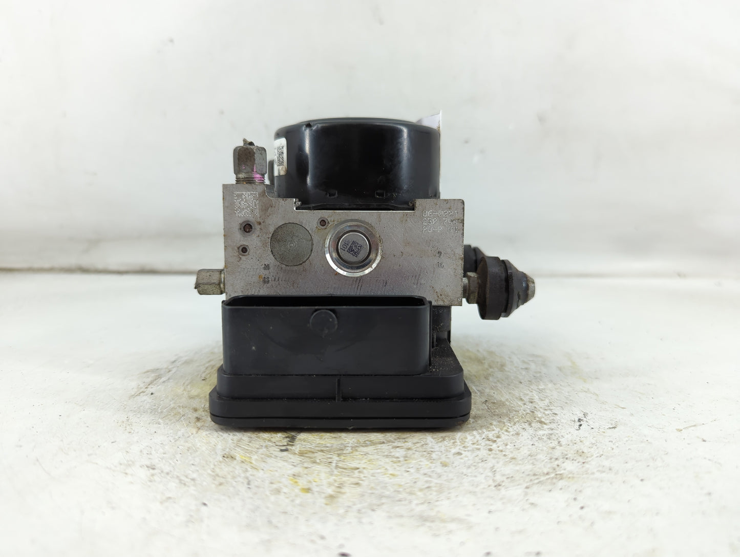 2014-2019 Nissan Versa ABS Pump Control Module Replacement P/N:47660 3WC0B Fits Fits 2014 2015 2016 2017 2018 2019 OEM Used 