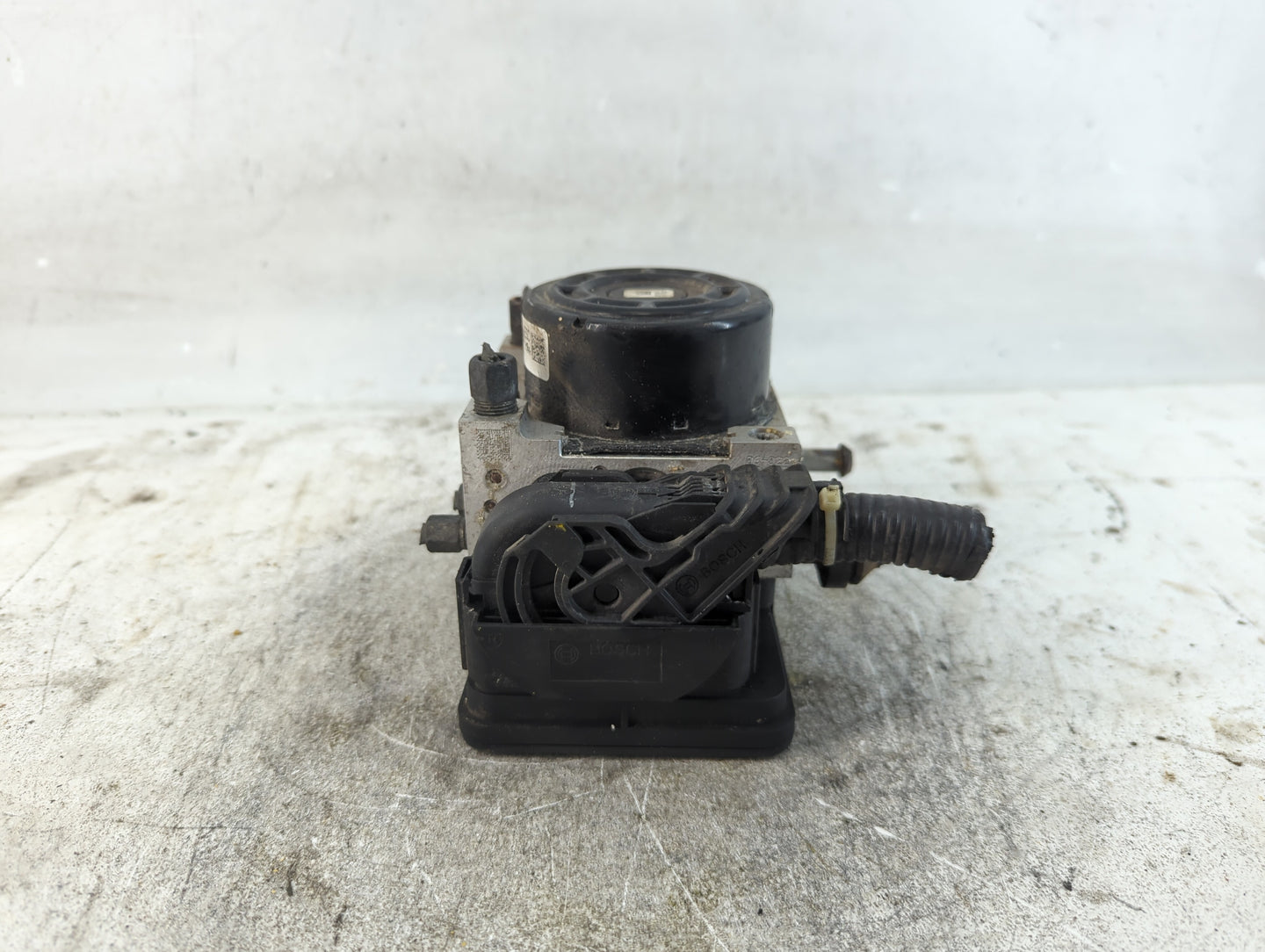 2014-2019 Nissan Versa ABS Pump Control Module Replacement P/N:47660 3WC0B Fits Fits 2014 2015 2016 2017 2018 2019 OEM Used 