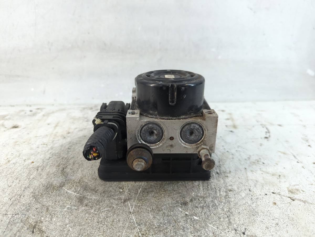 2014-2019 Nissan Versa Anti-Lock Brake ABS Pump Module Actuator OEM P/N:47660 3WC0B Fits Fits 2014 2015 2016 2017 2018 2019 