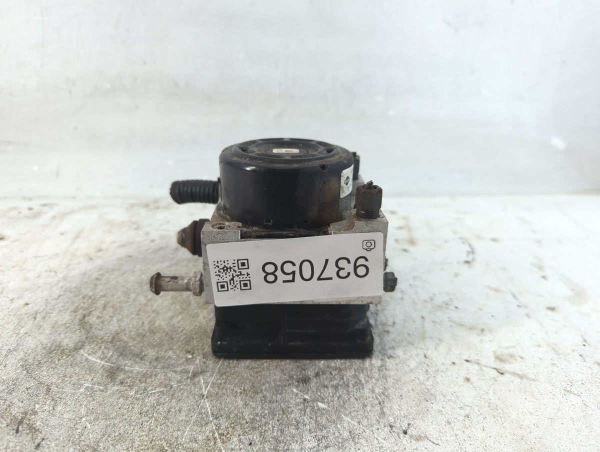 2014-2019 Nissan Versa Anti-Lock Brake ABS Pump Module Actuator OEM P/N:47660 3WC0B Fits Fits 2014 2015 2016 2017 2018 2019 