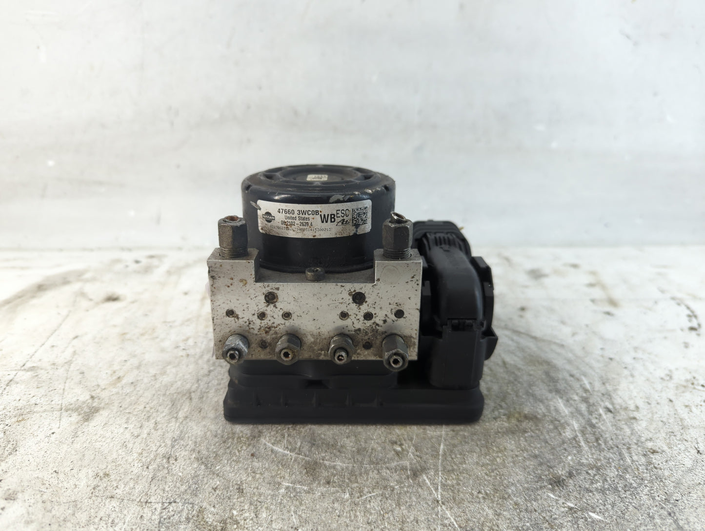 2015-2018 Nissan Versa ABS Pump Control Module Replacement P/N:47660 3WC0B Fits Fits 2015 2016 2017 2018 OEM Used Auto Parts