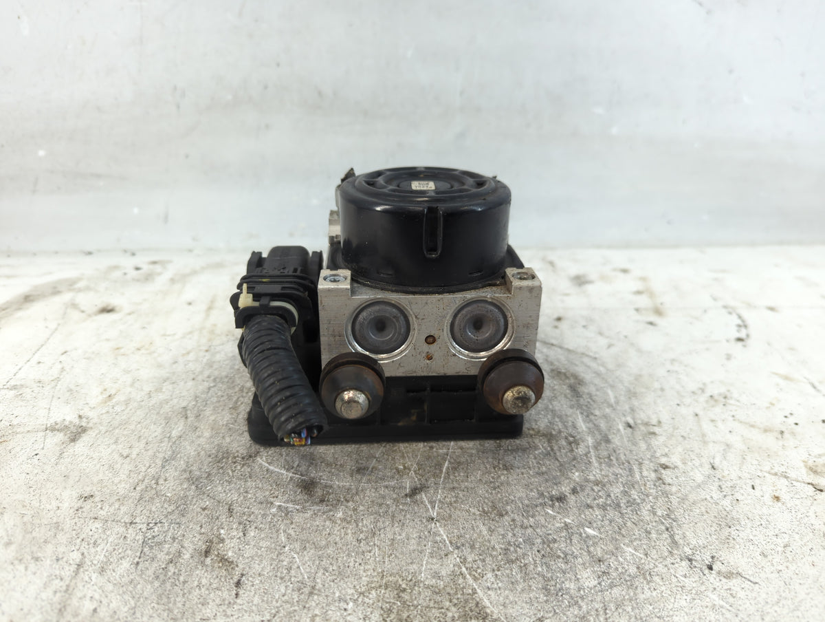 2014-2019 Nissan Versa Anti-Lock Brake ABS Pump Module Actuator OEM P/N:47660 3WCQB Fits Fits 2014 2015 2016 2017 2018 2019 