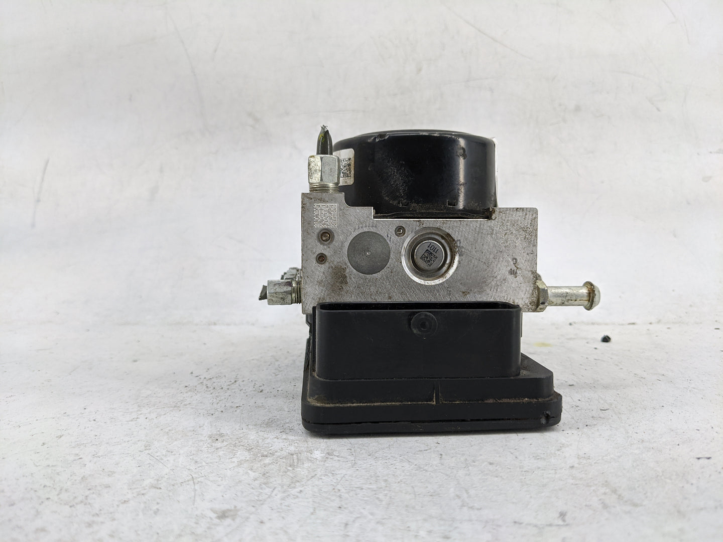 2014-2019 Nissan Versa Note ABS Pump Control Module Replacement P/N:47660 3WC0B 06.2102-2639.4 Fits OEM Used Auto Parts - Oe