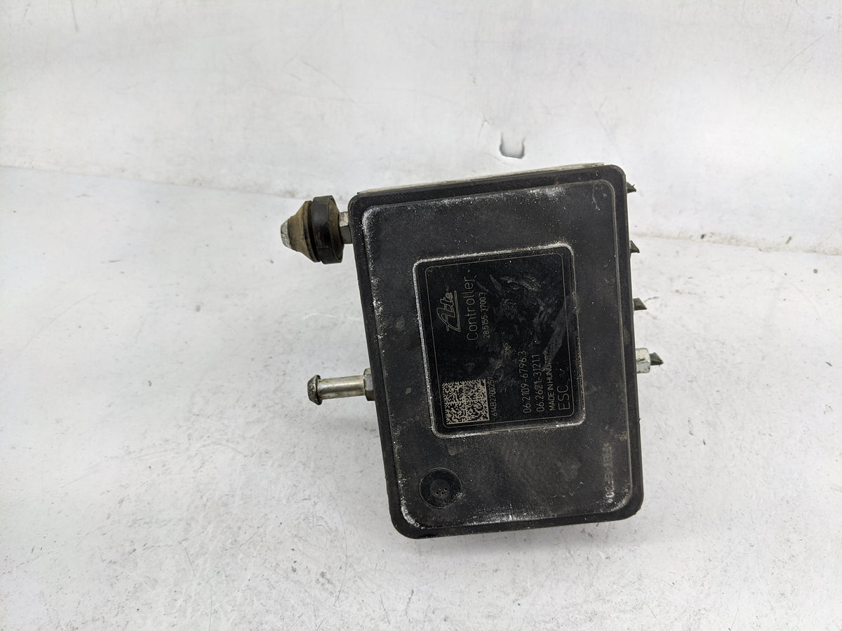2014-2019 Nissan Versa Note Anti-Lock Brake ABS Pump Module Actuator OEM P/N:47660 3WC0B 06.2102-2639.4 Fits OEM Used Auto P