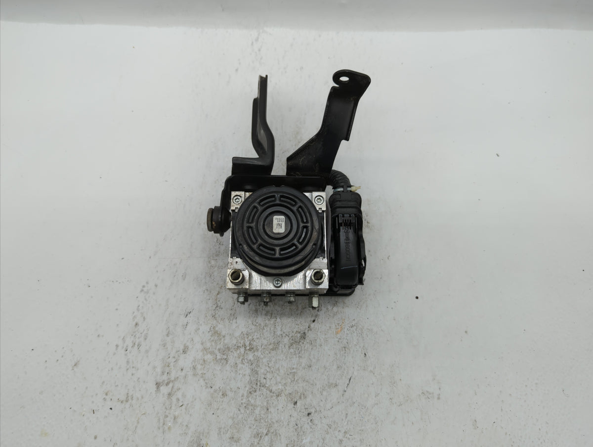 2014-2019 Nissan Versa Note Anti-Lock Brake ABS Pump Module Actuator OEM P/N:47660 9MD0B 47660 3WC0B Fits OEM Used Auto Part