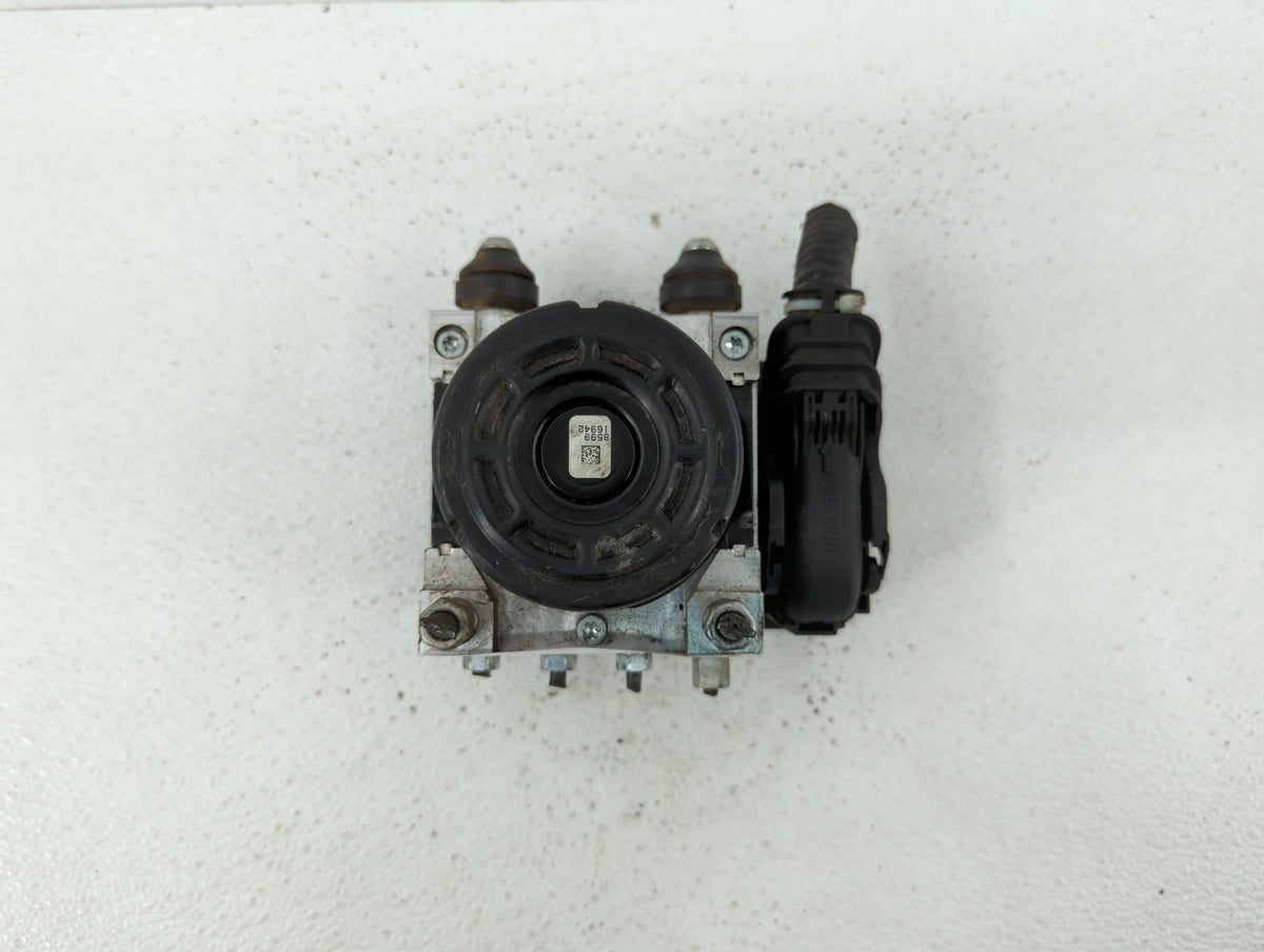 2014-2019 Nissan Versa Note Anti-Lock Brake ABS Pump Module Actuator OEM P/N:47660 9MD0B 47660 3WC0B Fits OEM Used Auto Part