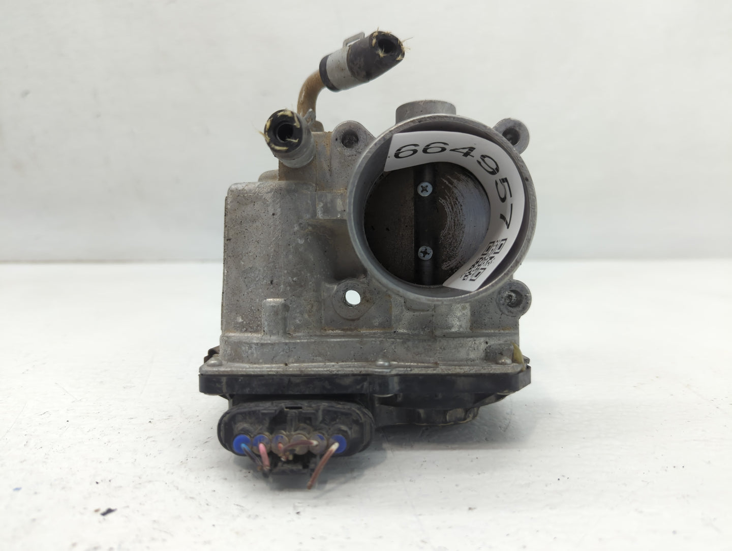 2015 Nissan Versa Note Throttle Body P/N:3AA50-02 E Fits Fits 2012 2013 2014 2016 2017 2018 2019 OEM Used Auto Parts - Oemus