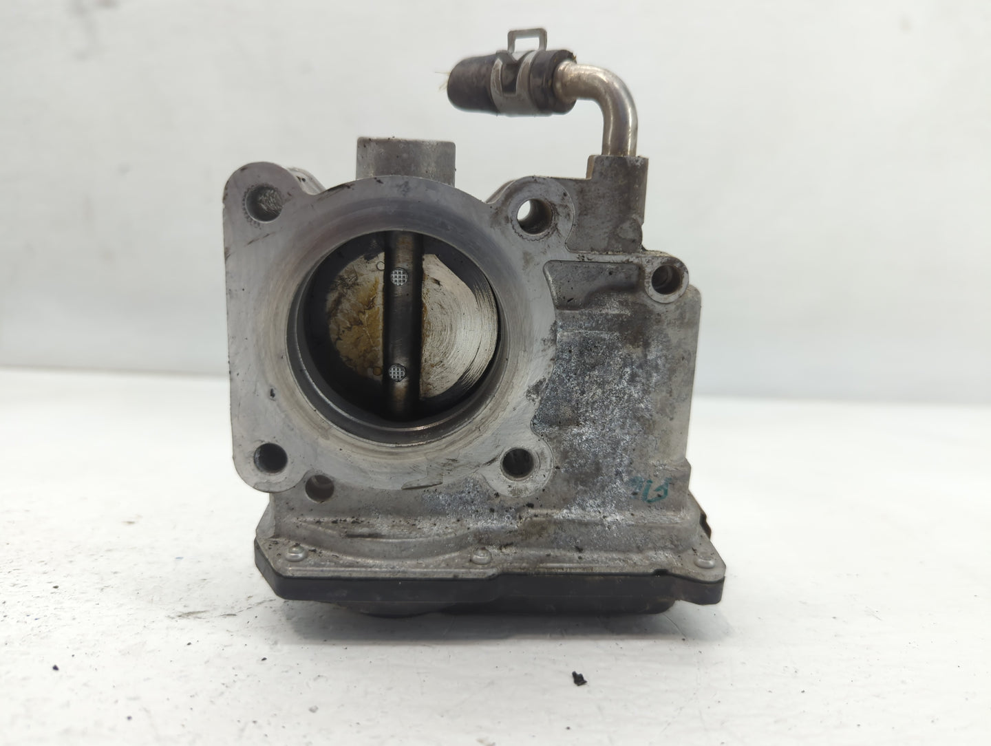 2015 Nissan Versa Note Throttle Body P/N:3AA50-02 E Fits Fits 2012 2013 2014 2016 2017 2018 2019 OEM Used Auto Parts - Oemus