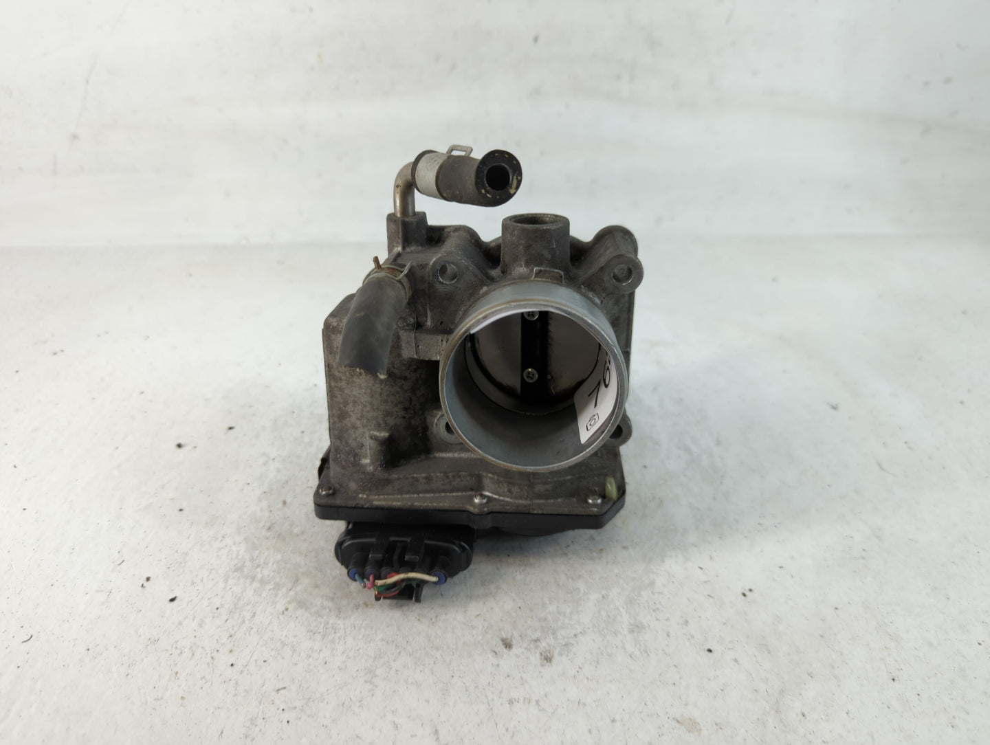 2015 Nissan Versa Note Throttle Body P/N:3AA50-02 E Fits Fits 2012 2013 2014 2016 2017 2018 2019 OEM Used Auto Parts - Oemus