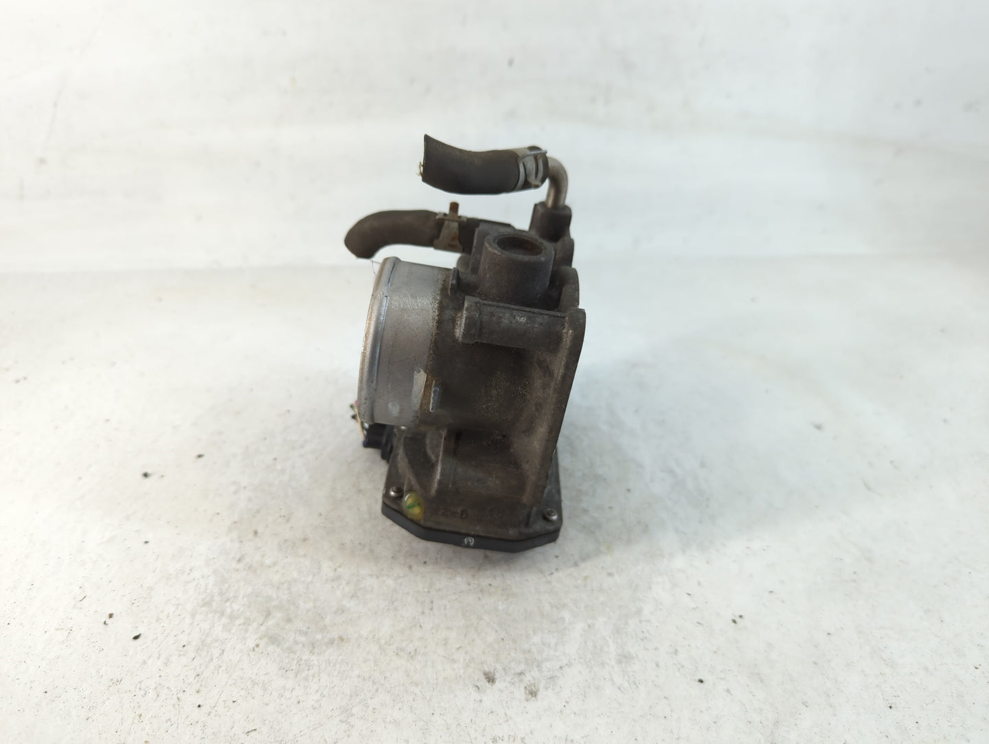 2015 Nissan Versa Note Throttle Body P/N:3AA50-02 E Fits Fits 2012 2013 2014 2016 2017 2018 2019 OEM Used Auto Parts - Oemus