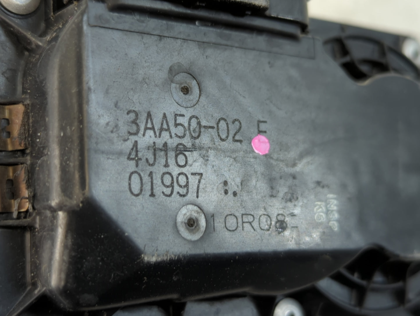 2015 Nissan Versa Note Throttle Body P/N:3AA50-02 E Fits Fits 2012 2013 2014 2016 2017 2018 2019 OEM Used Auto Parts - Oemus