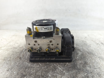 compare product 2014-2019 Nissan Versa Note ABS Pump Control Module Replacement P/N:47660 3WC0B 06.2102-2639.4 Fits OEM Used Auto Parts