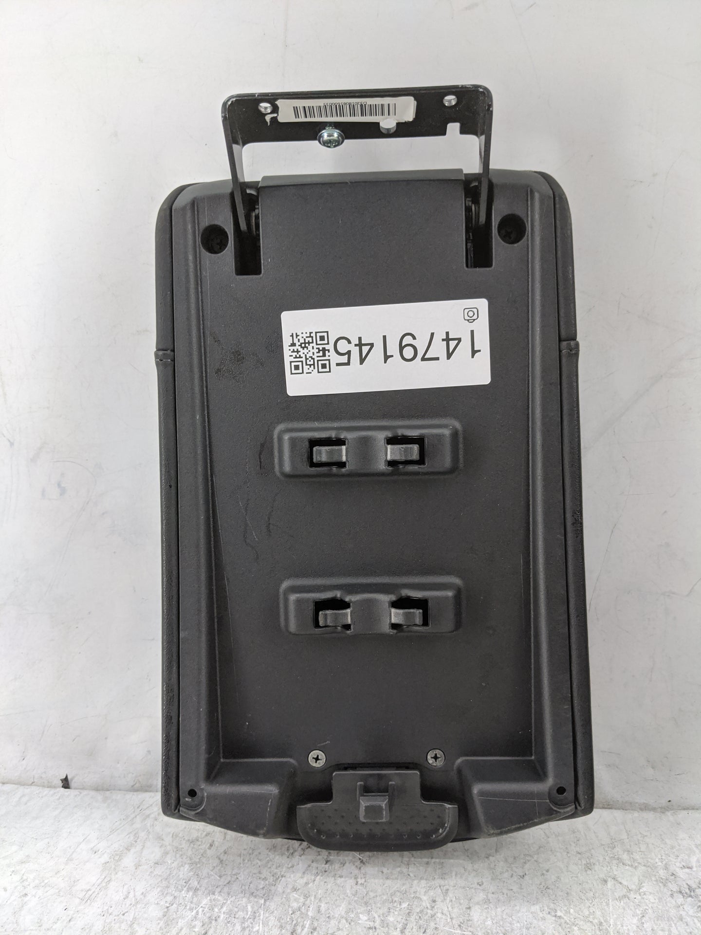 2015 Nissan X-Trail Center Console Armrest Cover Lid P/N:D520180816000035 Fits OEM Used Auto Parts - Oemusedautoparts1.com