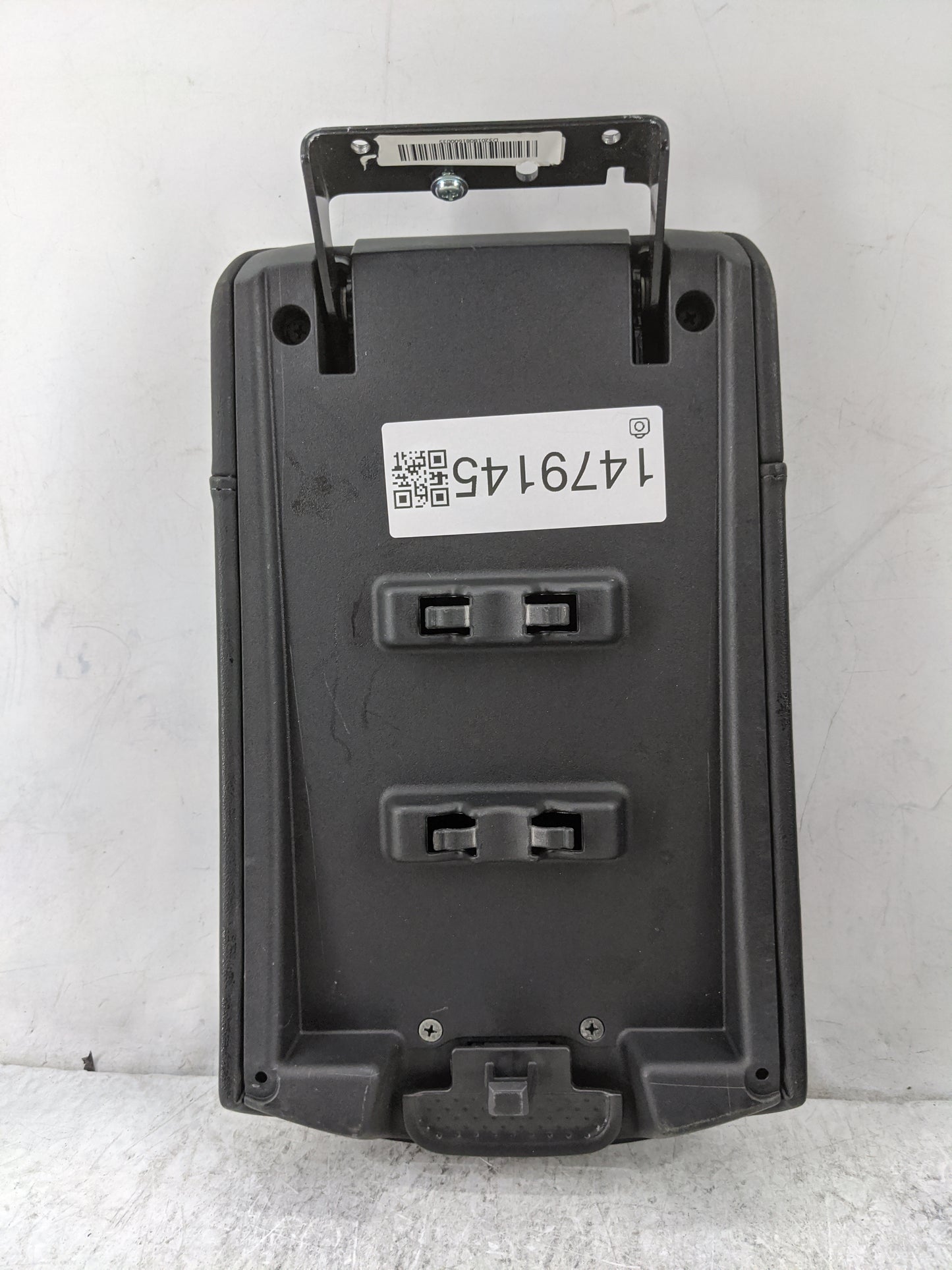2015 Nissan X-Trail Center Console Armrest Cover Lid P/N:D520180816000035 Fits OEM Used Auto Parts - Oemusedautoparts1.com